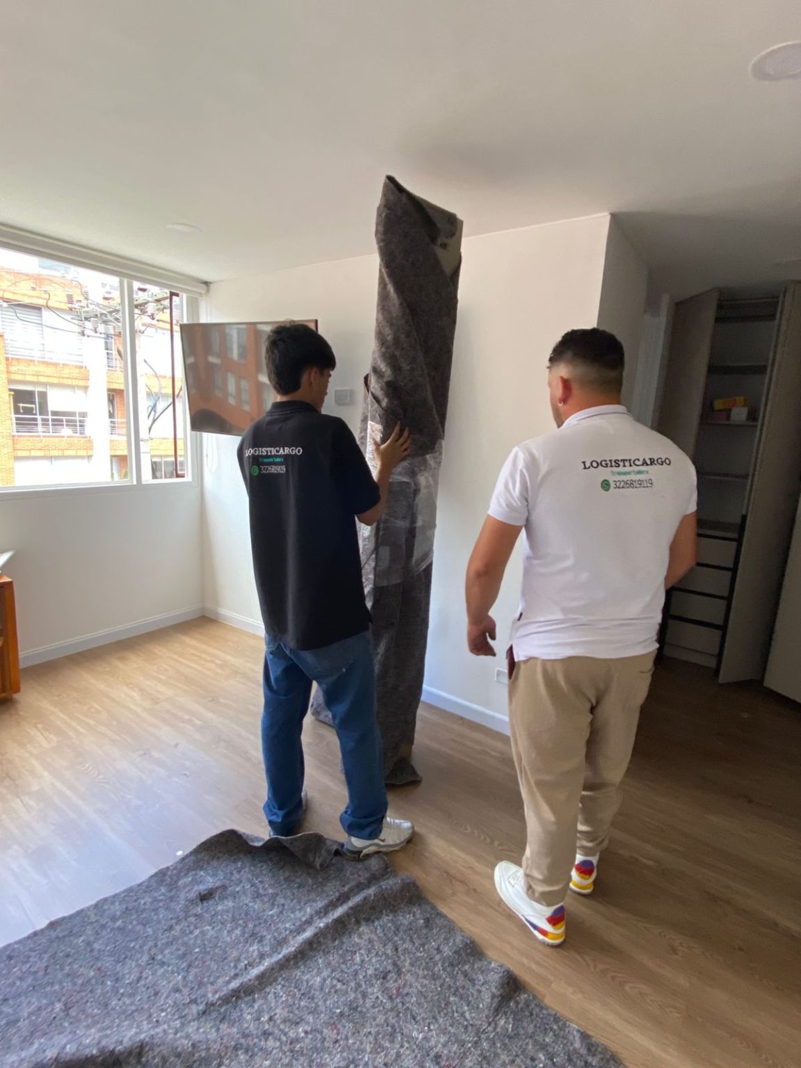 Mudanzas nacionales con embalaje y equipo profesional